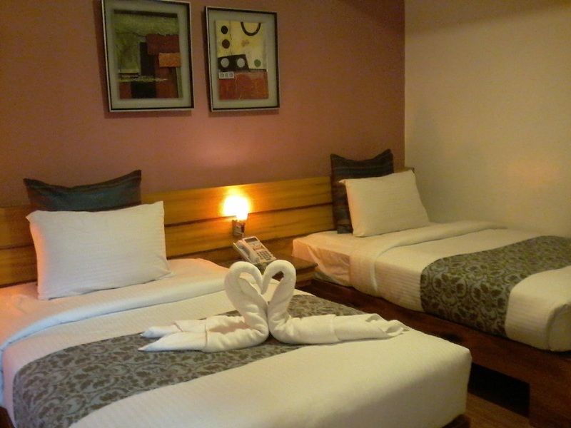 Pghi Hotel Quezon City Exteriör bild