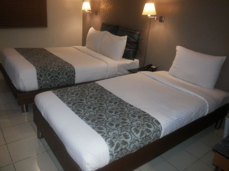 Pghi Hotel Quezon City Exteriör bild